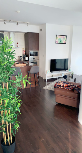 Others 3, Luxury 2 Bedroom Lakeview, Toronto