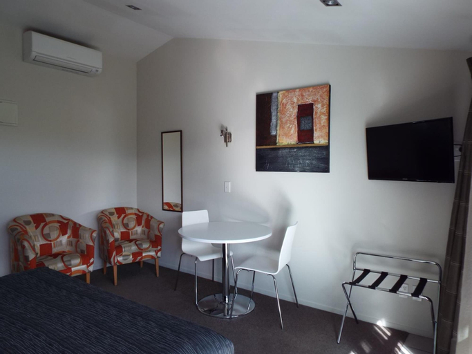 Bedroom 4, Avenue Motel, Central Otago