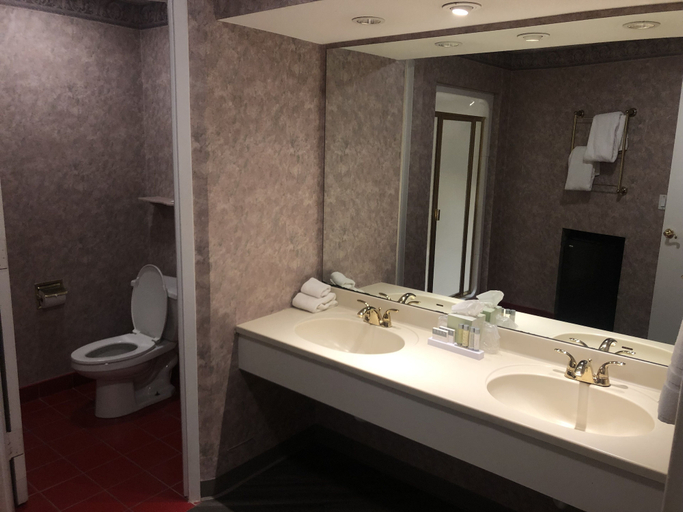 Bathroom 4, Paradise Stream Resort, Monroe