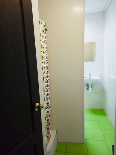 Bathroom, Day & Night - Hostel, Odes'ka