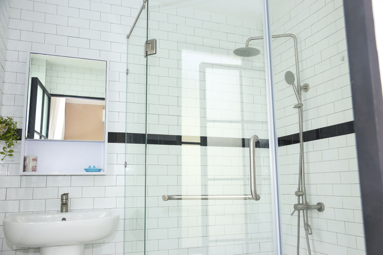 Bathroom 3, Min Apartment, District 3