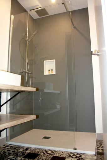 Bathroom 4, Sea View, Vendée