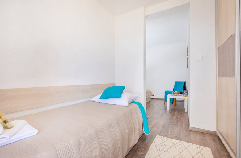 Bedroom 3, Apartmani D & J, Pojezerje