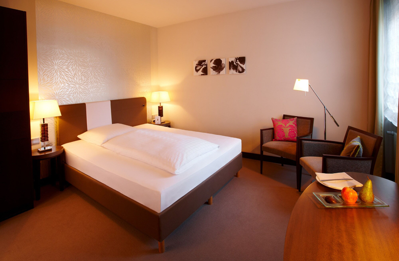 Bedroom 3, Hotel Ritter Durbach, Ortenaukreis
