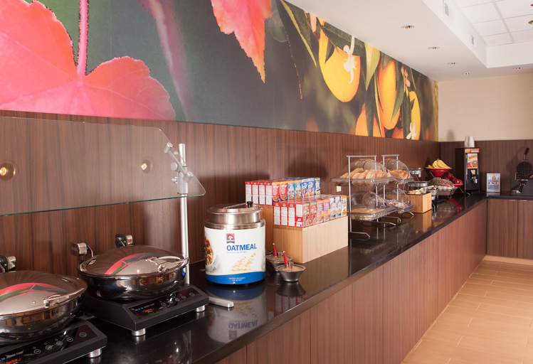 Food & Drinks 5, Fairfield Inn by Marriott Charlotte Gastonia, Gaston