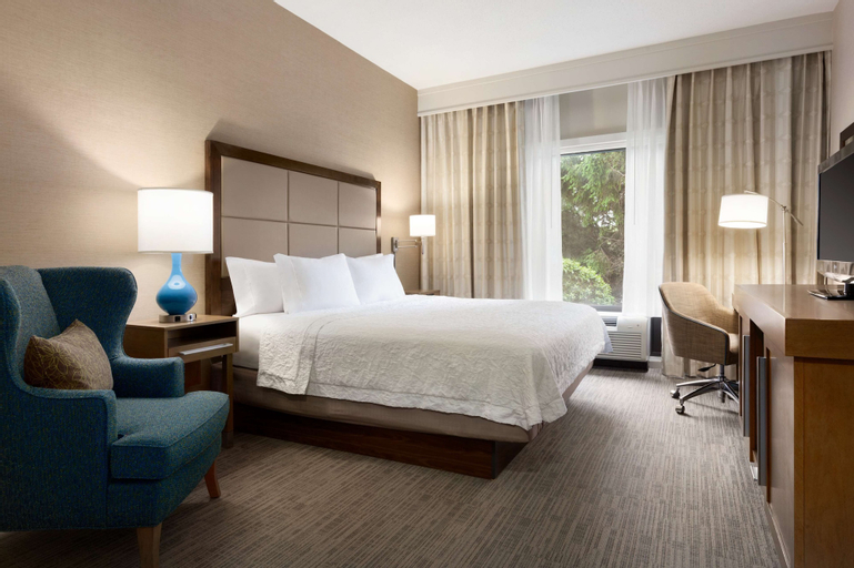 Bedroom 4, Hampton Inn Long Island-Brookhaven, Suffolk