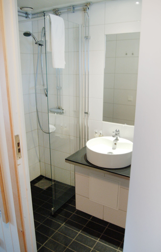 Bathroom 5, Camp Ripan, Kiruna