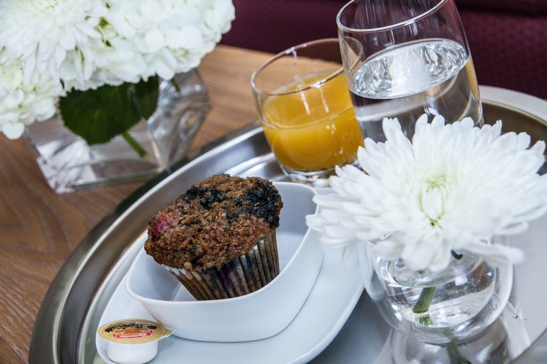 Food & Drinks 5, Rideau Heights Inn, Ottawa
