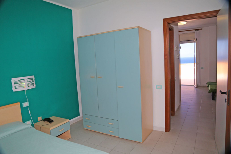 Bedroom 4, Hotel Residence La Baia, Sassari