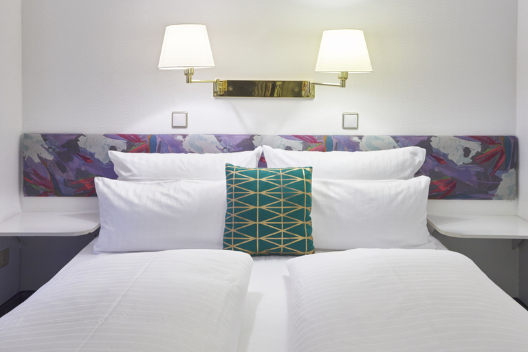 Bedroom 3, Bernstein Villa Kastania, Berlin