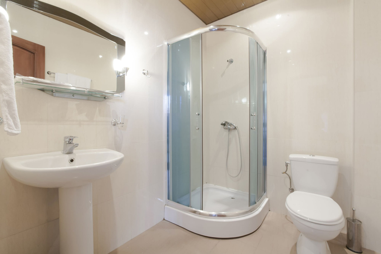 Bathroom 4, Olympia Hotel, Yerevan