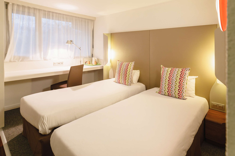 Bedroom 15