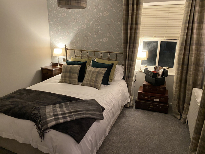 Bedroom 3, The Covenanter Hotel, Fife
