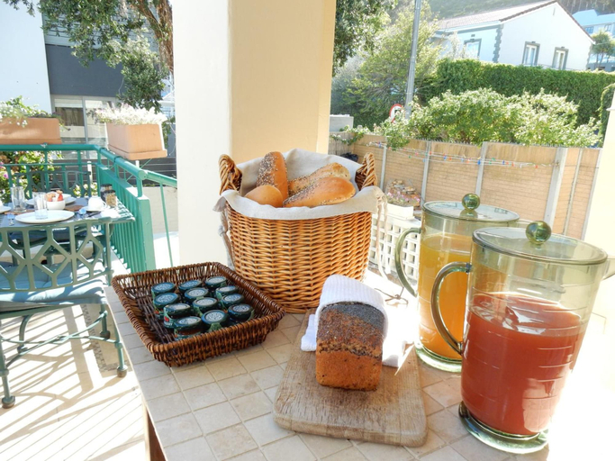 Food & Drinks 5, Maartens Guesthouse, City of Cape Town