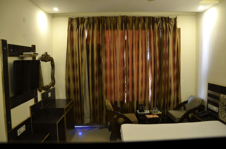 Others 5, Hotel Citi Heights, Chandigarh