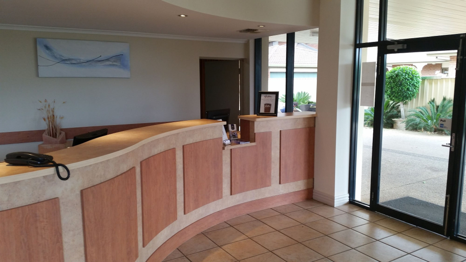 Bathroom 5, Best Western Chaffey Motor Inn, Mildura - Pt A
