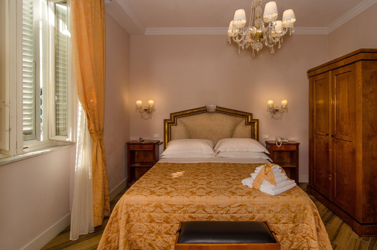 Bedroom 4, Lucca in Azzurro Maison de Charme, Lucca