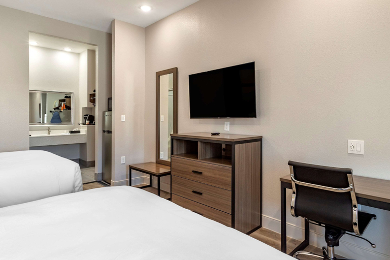 Bedroom 3, Clarion Pointe Port Arthur-Beaumont South, Jefferson