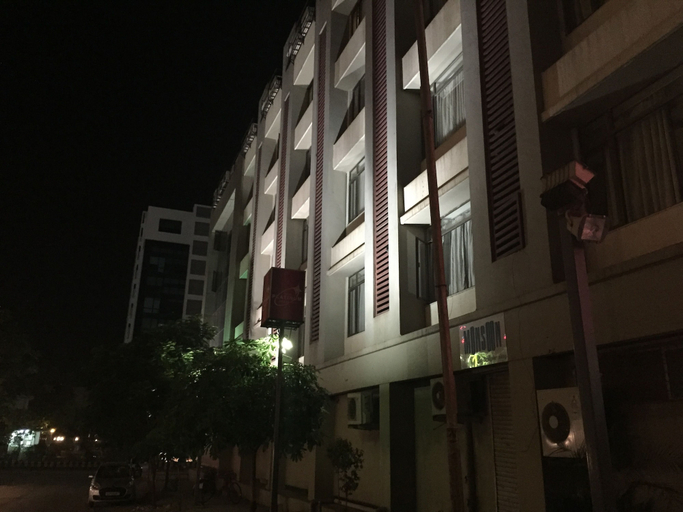 Exterior & Views 2, Platinum Residency, Ahmadabad