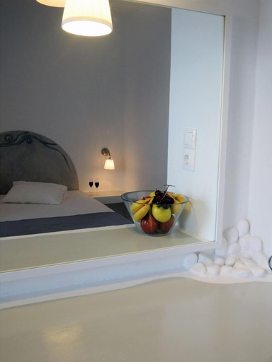 Bedroom 4, Hotel Adamas, South Aegean