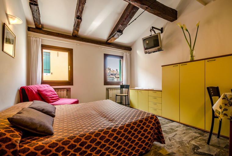 Bedroom 3, Venice Apartments, Venezia
