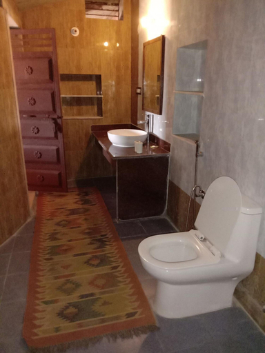 Bathroom 4, Chhotaram Prajapat Homestay, Jodhpur