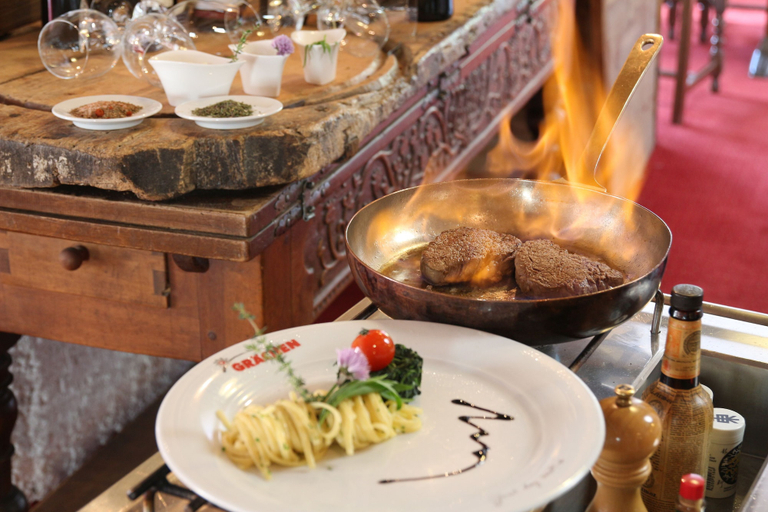 Food & Drinks 4, Lifestyle & Spa Hotel Grächerhof, Visp