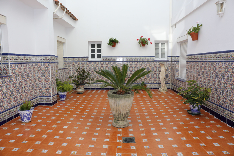 Exterior & Views 2, Hostal La Janda, Cádiz