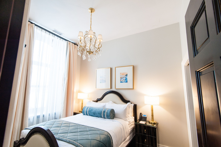 Bedroom 3, The Sydney Boutique Inn, Queens