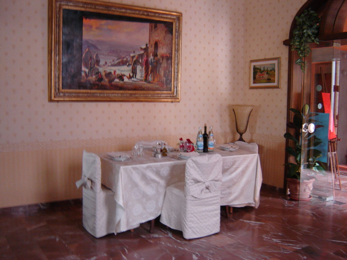 Food & Drinks 4, Hotel La Rosa, Florence