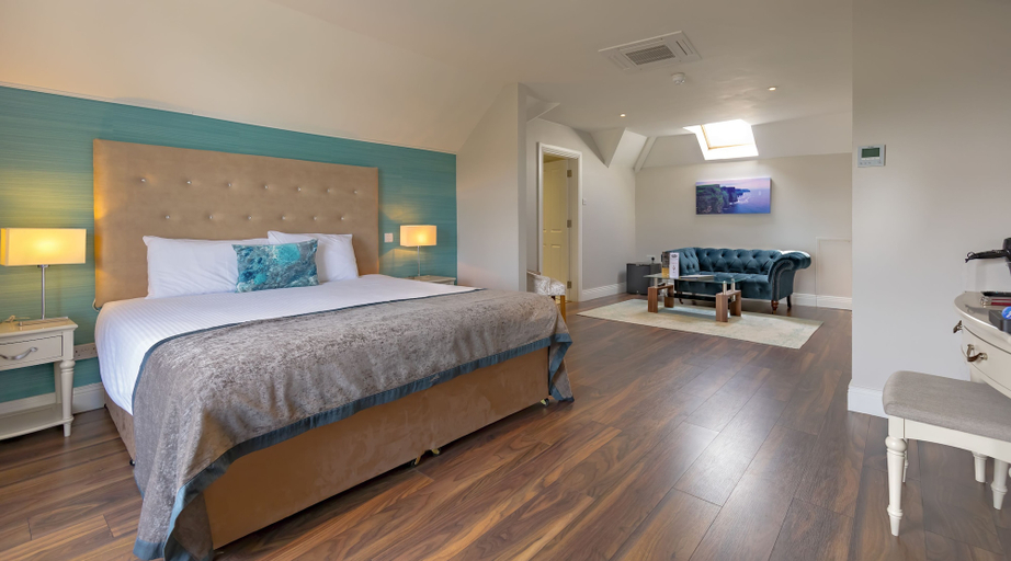 Bedroom 2, Brook Lodge Boutique Hotel
