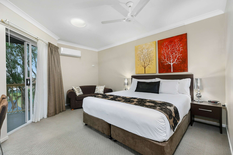 Bedroom 4, Best Western Kimba Lodge, Maryborough