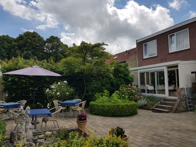 Exterior & Views 2, Hotel le Provencal, Sluis
