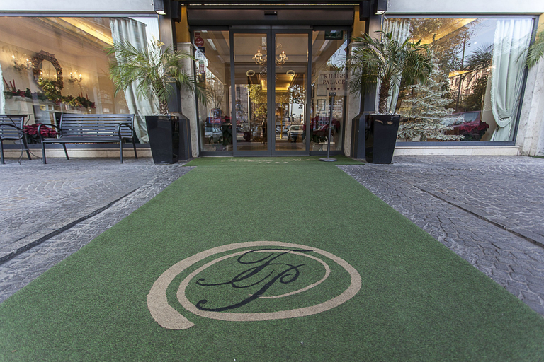 Exterior & Views 2, Trilussa Palace Wellness & Spa, Roma