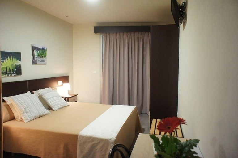 Bedroom 5, Hotel MR, Tarragona