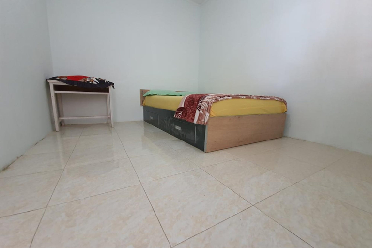Bedroom 4, New Fatimah Guest House Syariah, Bukittinggi