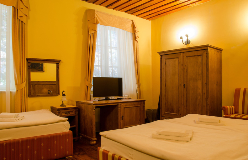 Bedroom 3, Penzion Cosmopolitan I., Banská Štiavnica