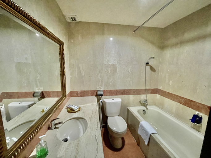 Bedroom 4, Crown Vista Hotel, Batam