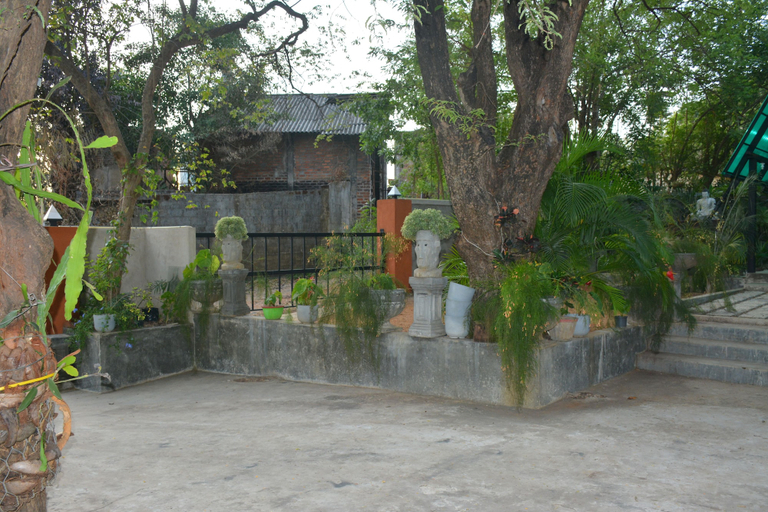 Others 5, Haritha Holidays, Hingurakgoda