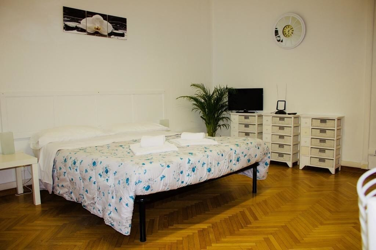 Bedroom 3, MyRoom CenterStation, Bologna