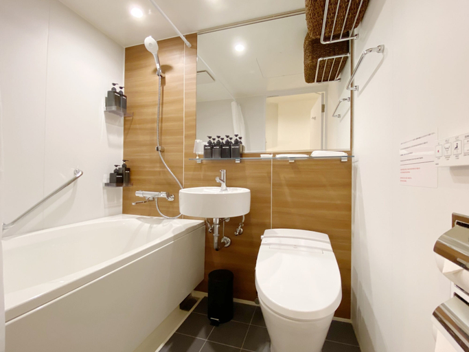 Bathroom 3, Mizuka Imaizumi 1, Fukuoka
