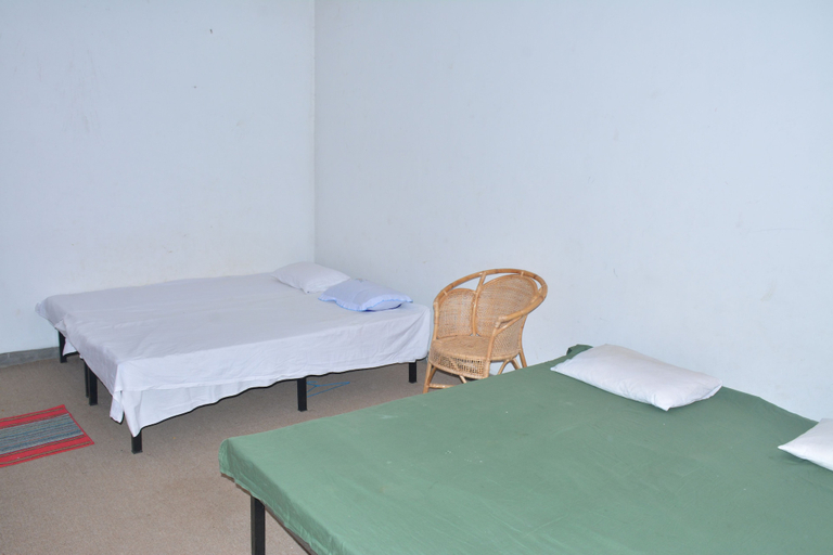 Bedroom 2, Haritha Holidays, Hingurakgoda