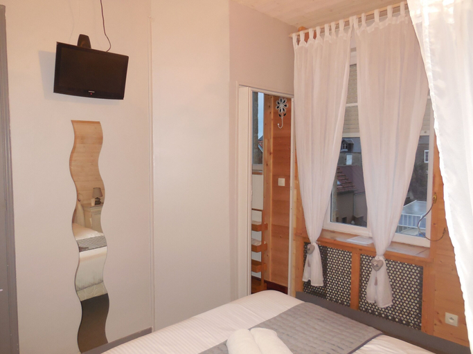 Bedroom 5, L'Âme Du Gourmand, Manche