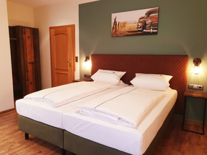 Bedroom 3, Hotel Gasthof zum Schwan, Ansbach