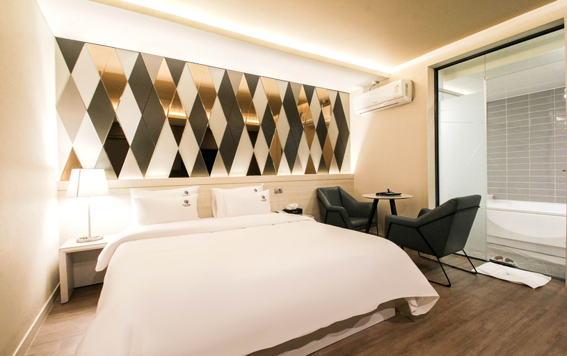 Bedroom 3, 2Night Hotel, Ulju