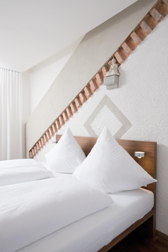 Bedroom 5, Hotel Constantia, Konstanz