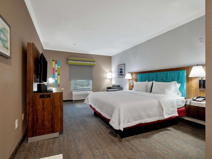 Bedroom 1, Hampton Inn & Suites Lufkin, TX, Angelina
