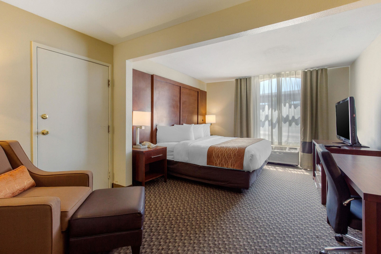 Bedroom 3, Comfort Inn & Suites SW Houston Sugarland, Houston