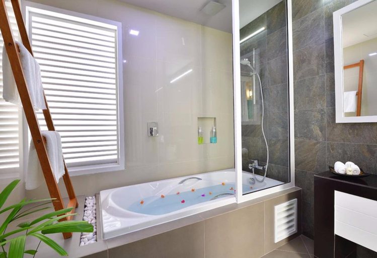 Bathroom 4, Velana Beach Hotel Maldives, Kepulauan Maafushi