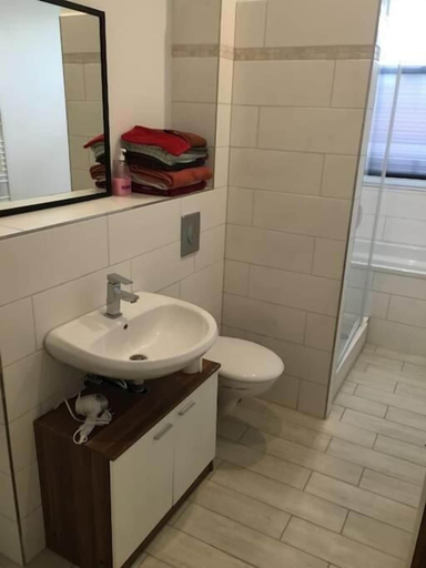 Bathroom 3, Cityflair Berlin - Apartments, Berlin